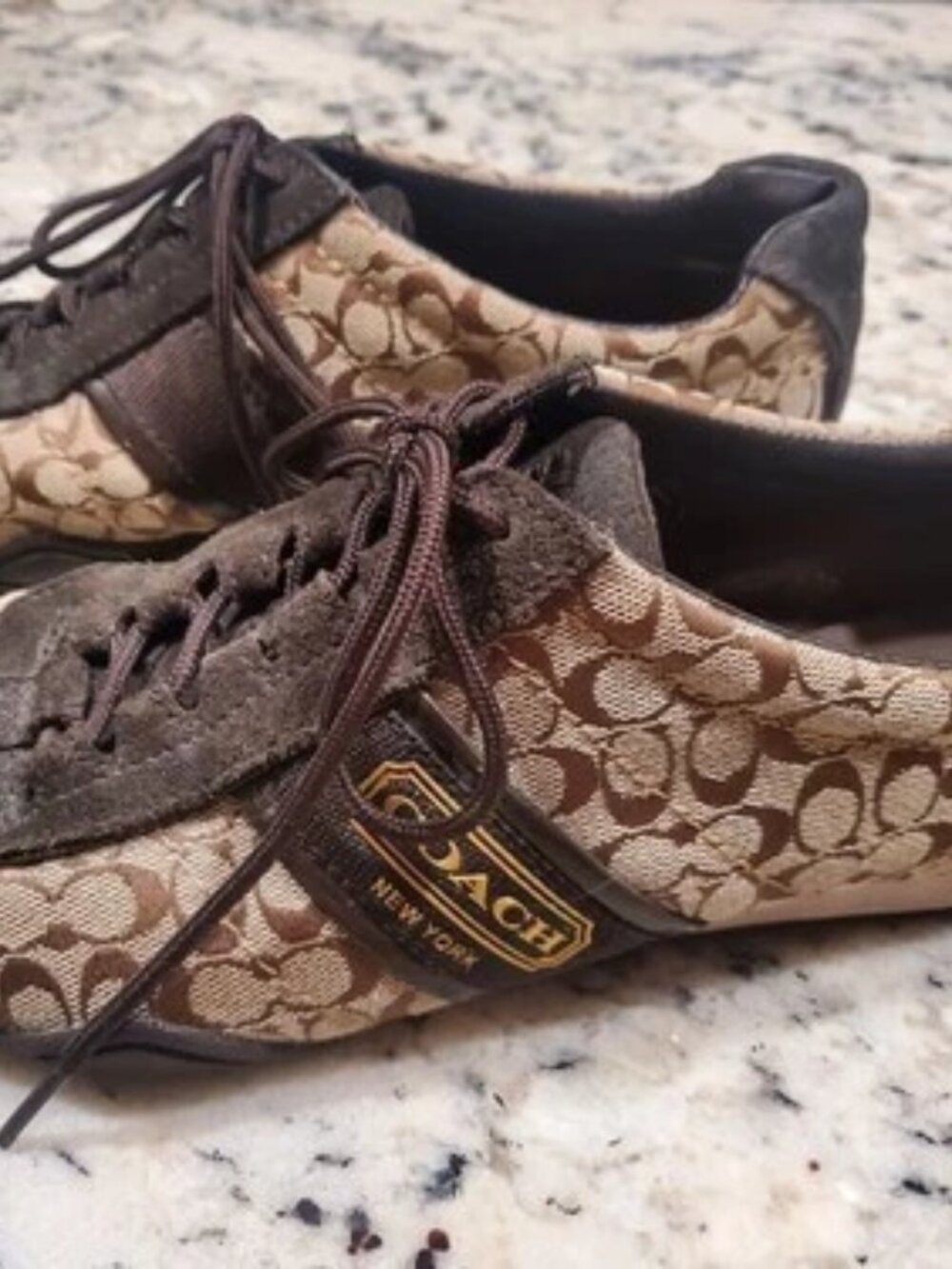 coach signature logo brown sneakers 8.5